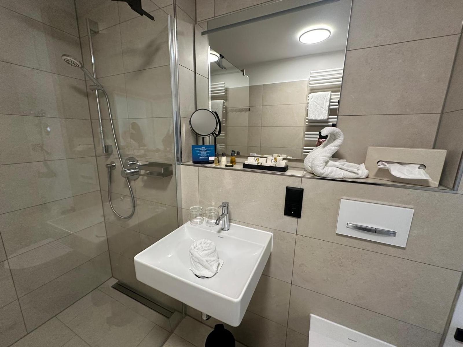 Sandbank Hotel & Appartements Lubmin Esterno foto